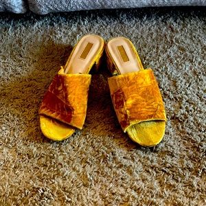 Orange velvet mules sandals